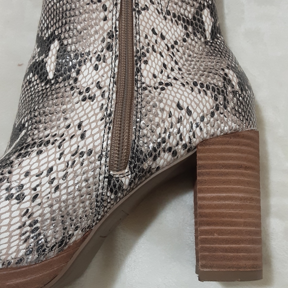 American Rag boots - Picture 9 of 10